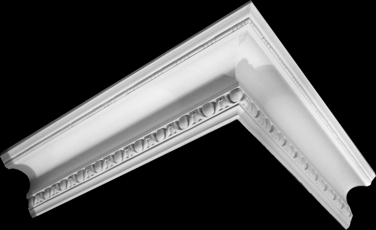 Reference: 150 - Style: Decorative<br />Girth Ceiling (mm): 110<br />Girth Wall (mm): 110
