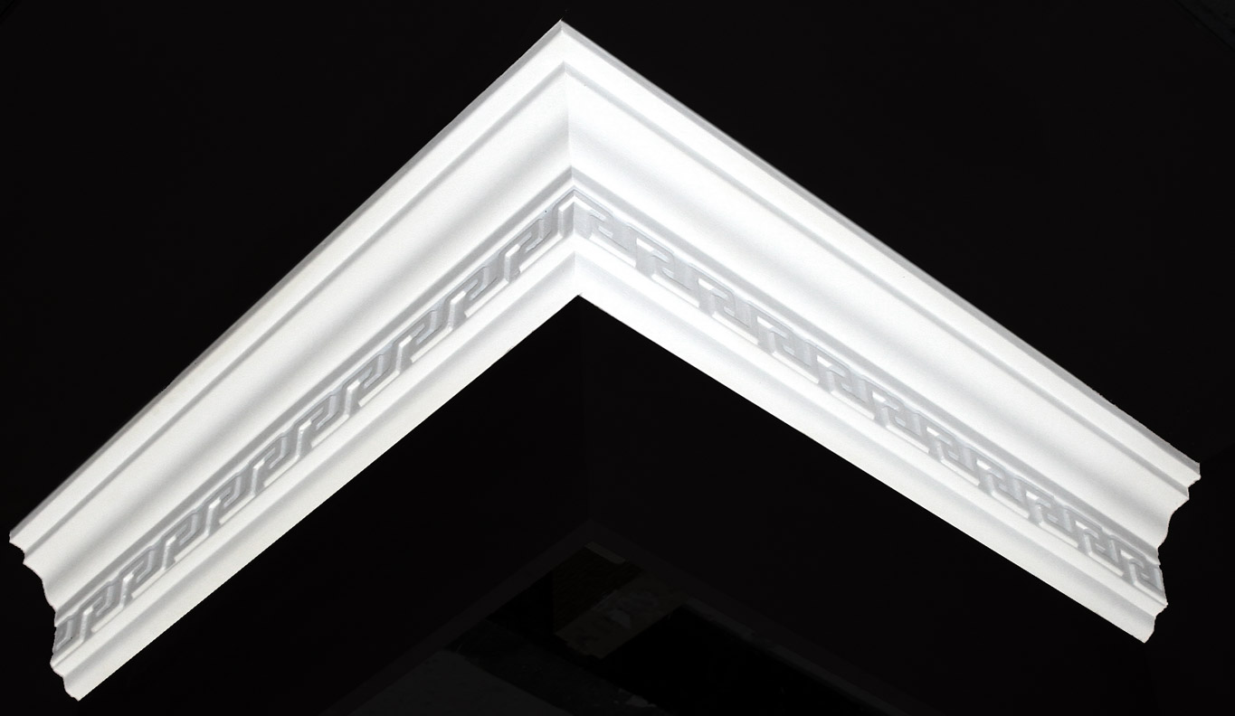 Reference: 196 - Style: Decorative<br />Girth Ceiling (mm): <br />Girth Wall (mm): 