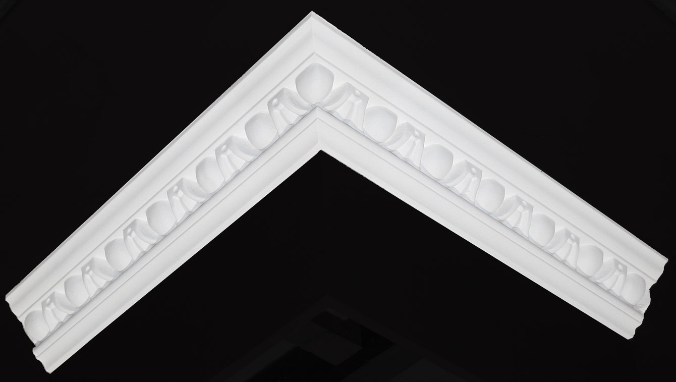 Reference: 182 - Style: Decorative<br />Girth Ceiling (mm): 80<br />Girth Wall (mm): 80