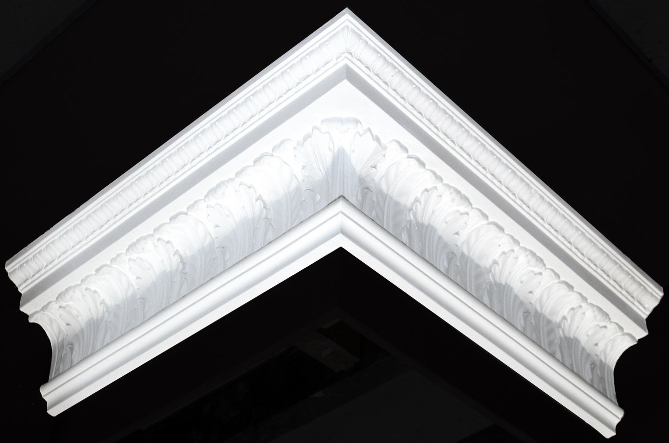 Reference: 129 - Style: Decorative<br />Girth Ceiling (mm): 120<br />Girth Wall (mm): 185
