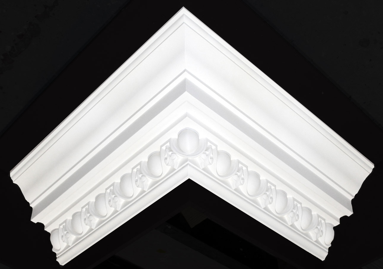 Reference: 185 - Style: Decorative<br />Girth Ceiling (mm): 203<br />Girth Wall (mm): 218