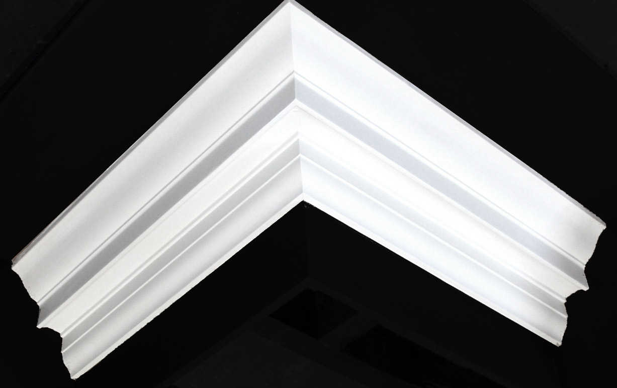 Reference: 128 - Style: Plain<br />Girth Ceiling (mm): 130<br />Girth Wall (mm): 152