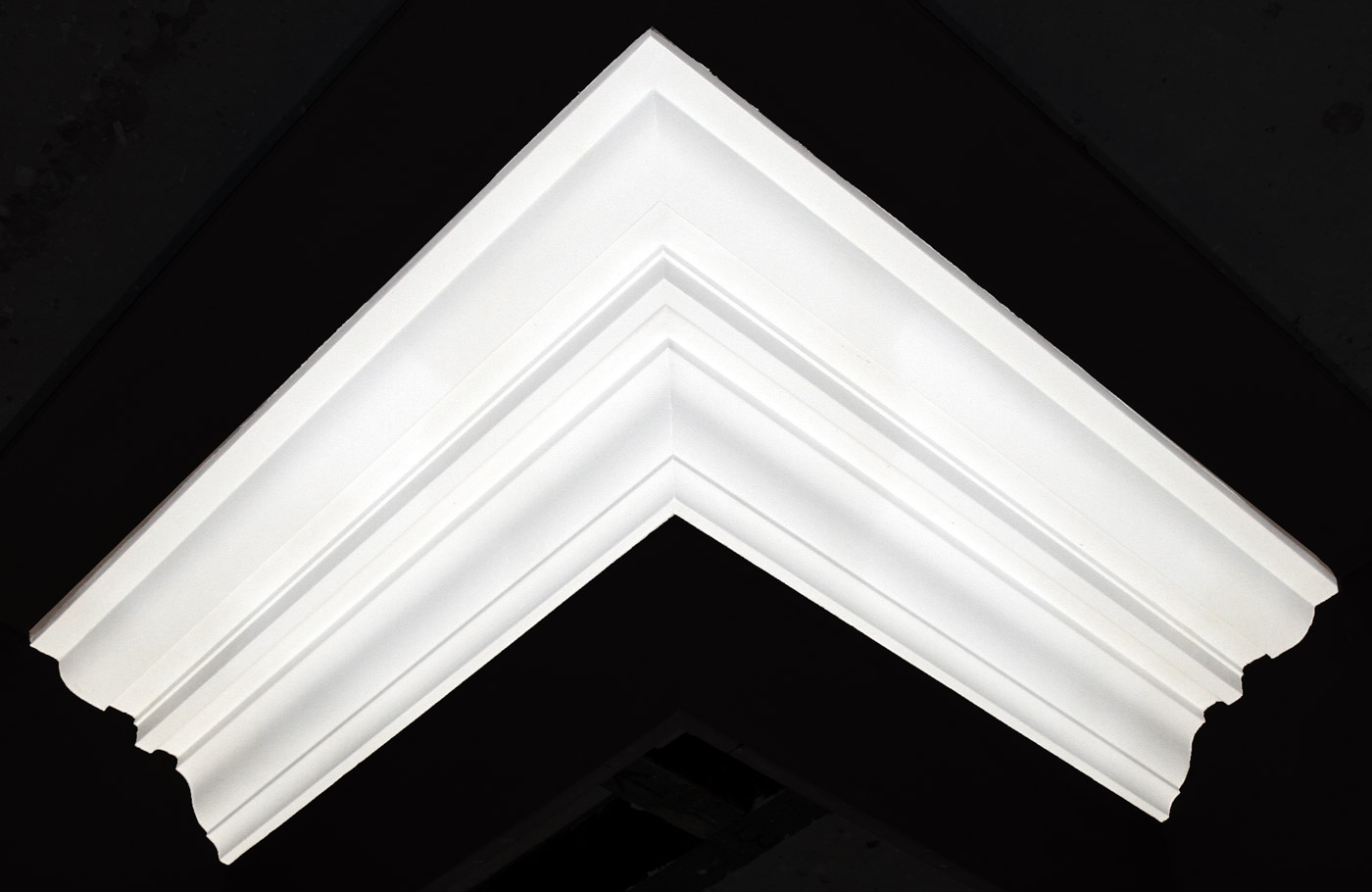 Reference: 152 - Style: Plain<br />Girth Ceiling (mm): 183<br />Girth Wall (mm): 134